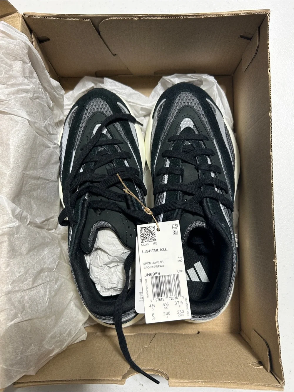 adidas Lightblaze Men’s Black and Gray Sneakers